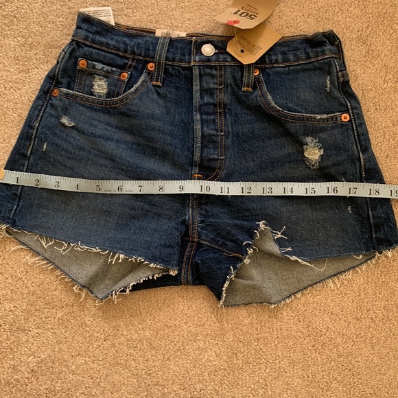 NWT Levi’s 501 shorts - Picture 6 of 6